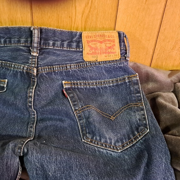 505  Levi's 32x32 - Picture 5 of 7